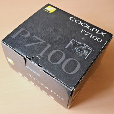 Nikon COOLPIX P7100 Digital Camera Black 10.1MP CCD Tilt-LCD