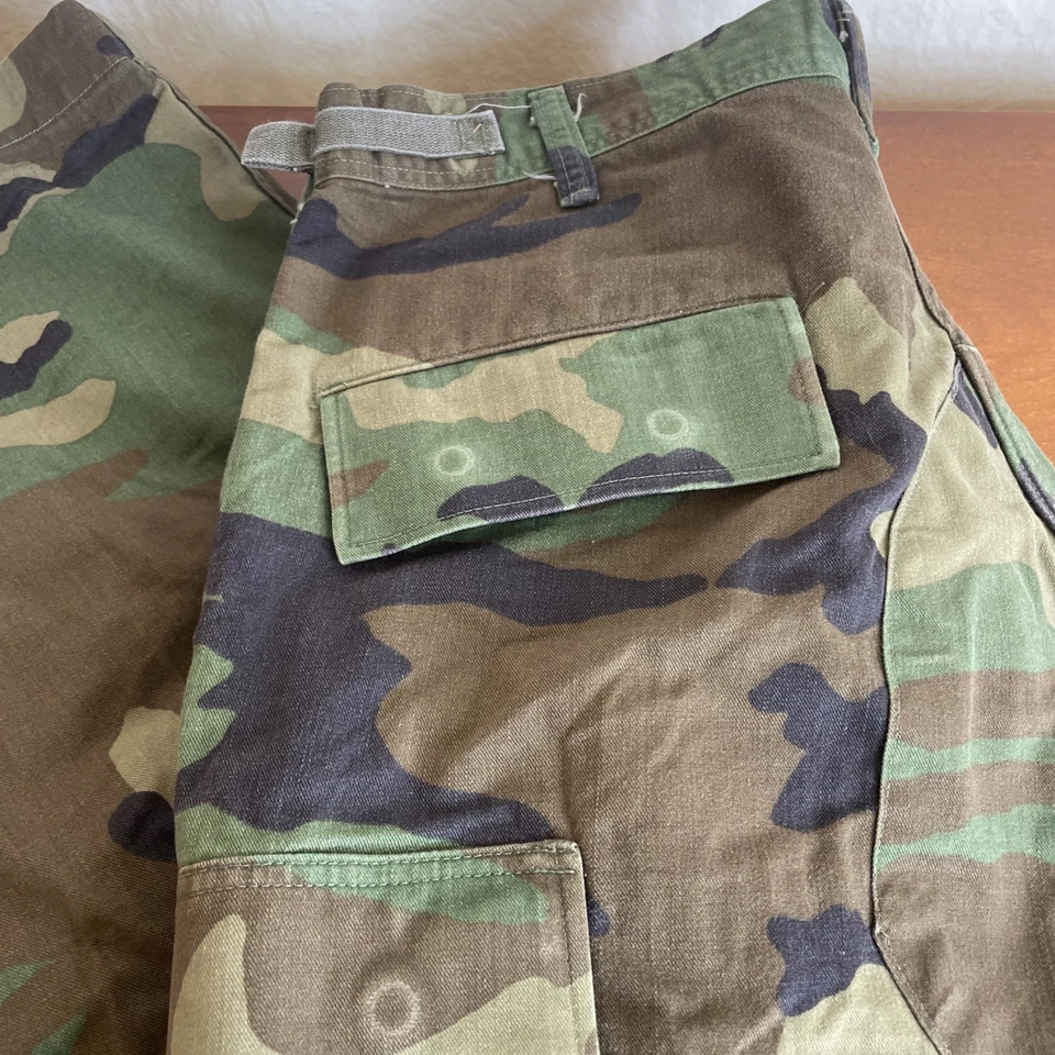 USGI BDU Men's Pants Medium EXTRA-Short Woodland Camo Green Cargo Hunting - Image 2 of 4