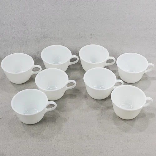 VTG Pyrex C Handle White Milk Glass Coffee Tea Cup Mugs Set of 8  Made in USA