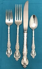 4 Pc Place Setting COUNTESS 1969 International Deep Silver Vintage Silverplate