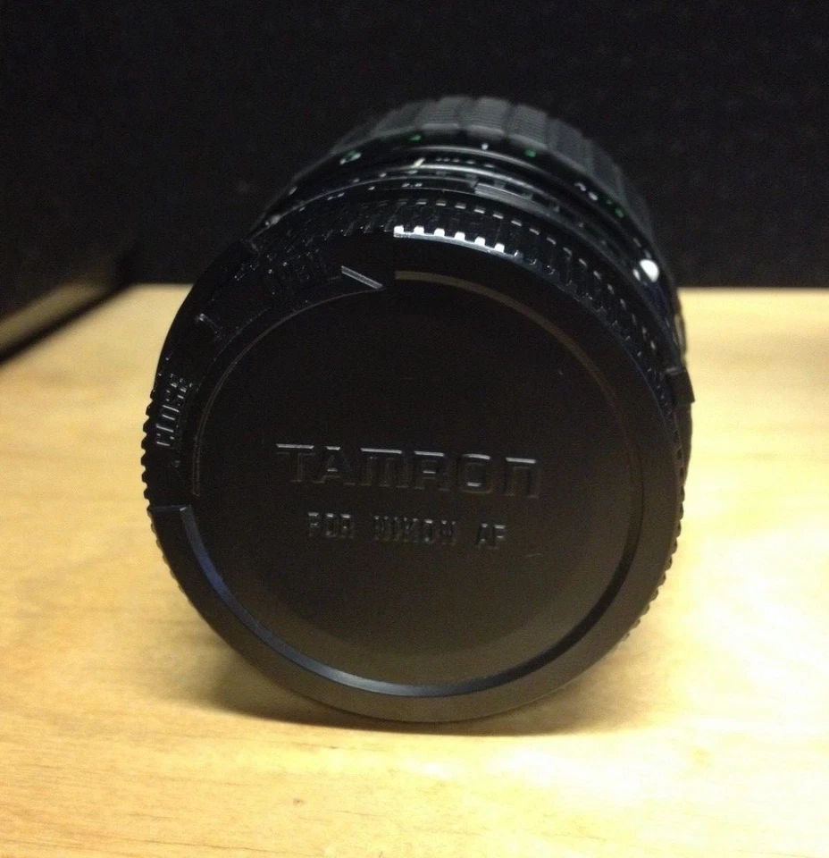 Lens Zoom SIGMA for NIKON AF Multi coated lens Made Japan 1:28-4 f= 35-70mm - Image 3 of 4