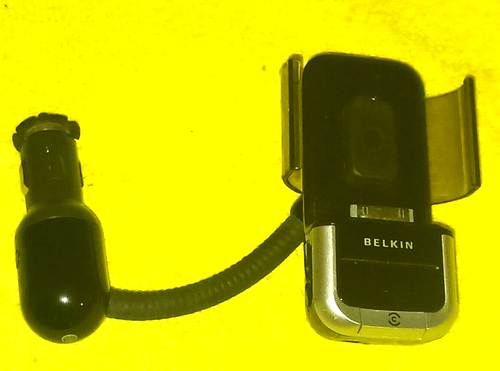 Transmisor FM Belkin TuneBase para iPod ~ Modelo F8Z176 ~ Usado ~ ¡Probado!