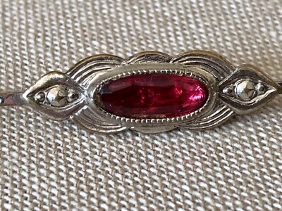 Broche Ancienne / Barrette En Argent Avec Pierre Rouge Et Marcassites - Bijou Vintage Occasion
