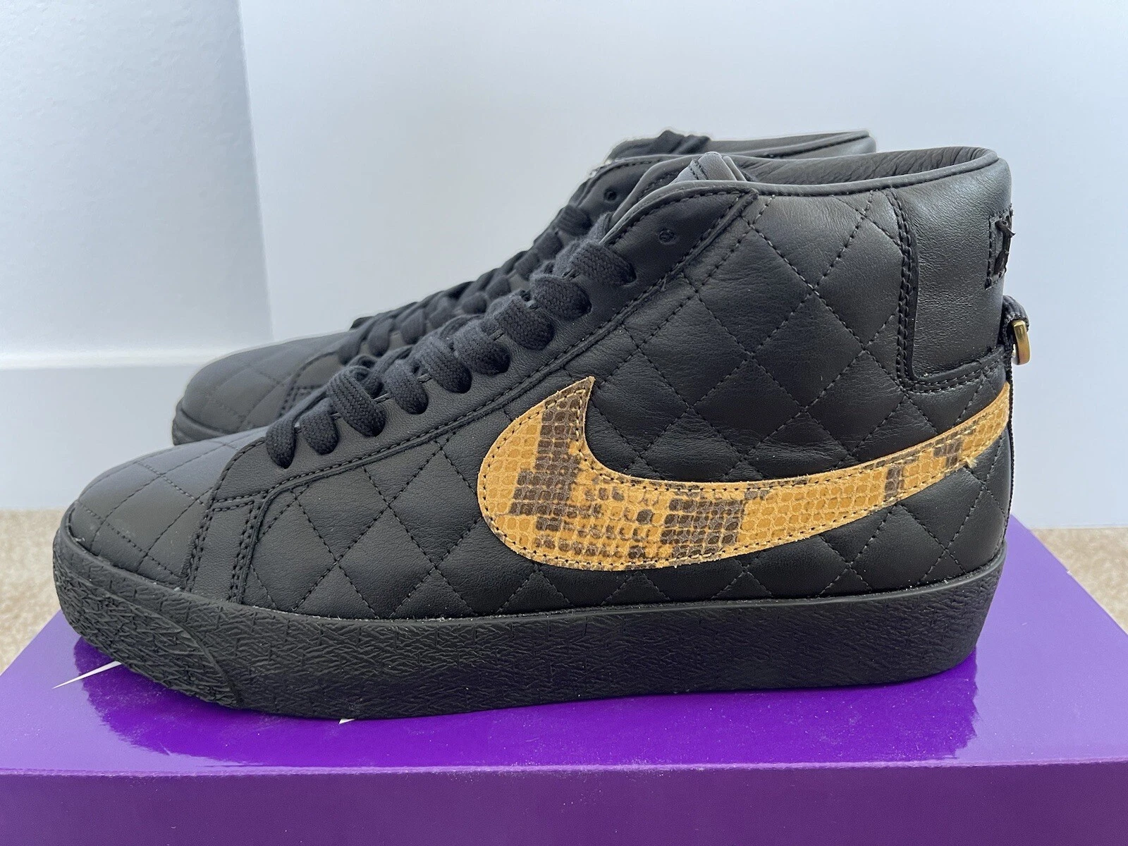 Neuf Nike SB Blazer Mid QS Supreme noir taille 8,5 blanc cassé sacai dunk og