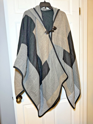 Lane Bryant Color Block Cape Oversized Hooded Black Gray Tan Plus 1 Size Toggle