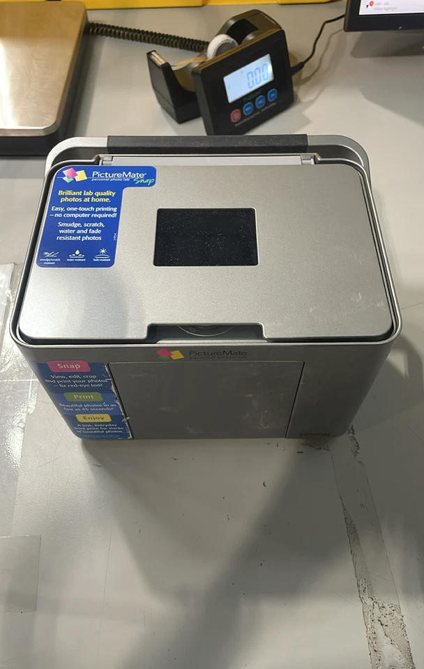 Impresora fotográfica digital Epson PictureMate Pal PM200 Personal PhotoLab y paquete de impresión Foto 2 de 4