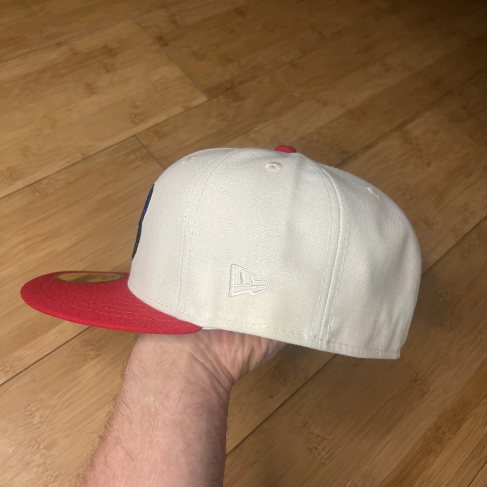 New Era 59FIFTY Chicago Cubs Chance The Snapper Gator White Red Green 7 3/4 Hat - Image 3 of 4