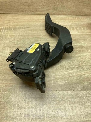 8E1723523G 6PV008375 06 WITH PLUG Accelerator throttle pedal Fits for Audi A4 S4
