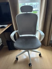 Ergonomic Office Chair – Plush Cushion & Headrest – Excellent Condition