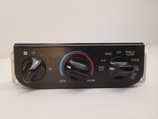 97-98 EXPEDITION Temperature Control Front Dash Main Control F65Z19980AB       
