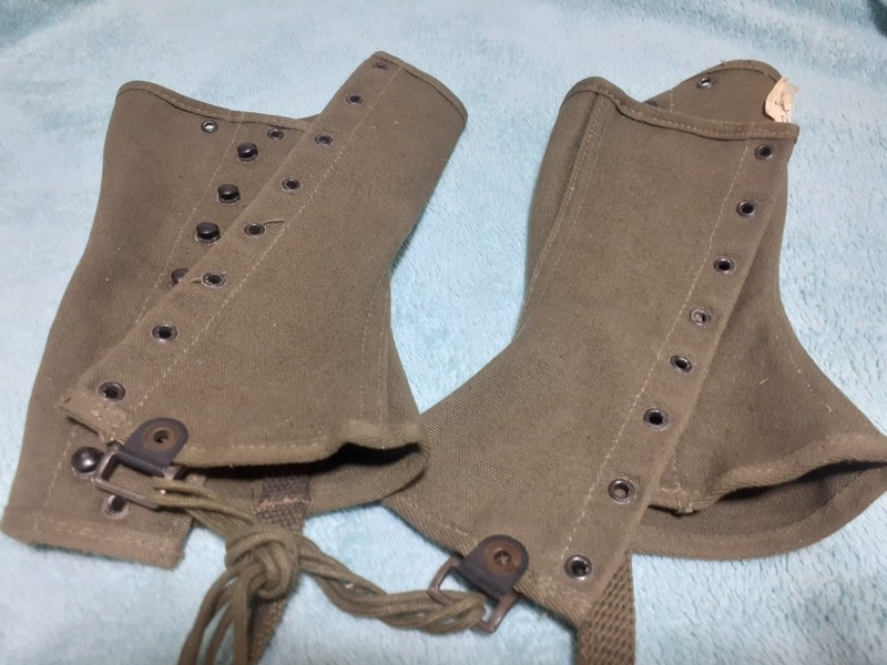 New Unissued condition size 2R 1944 made WWII US Army M1938 Canvas GAITERS