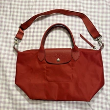Pre-Owned Longchamp Le Pliage Neo Crossbody Satchel Tote Bag in Rouge (Red)