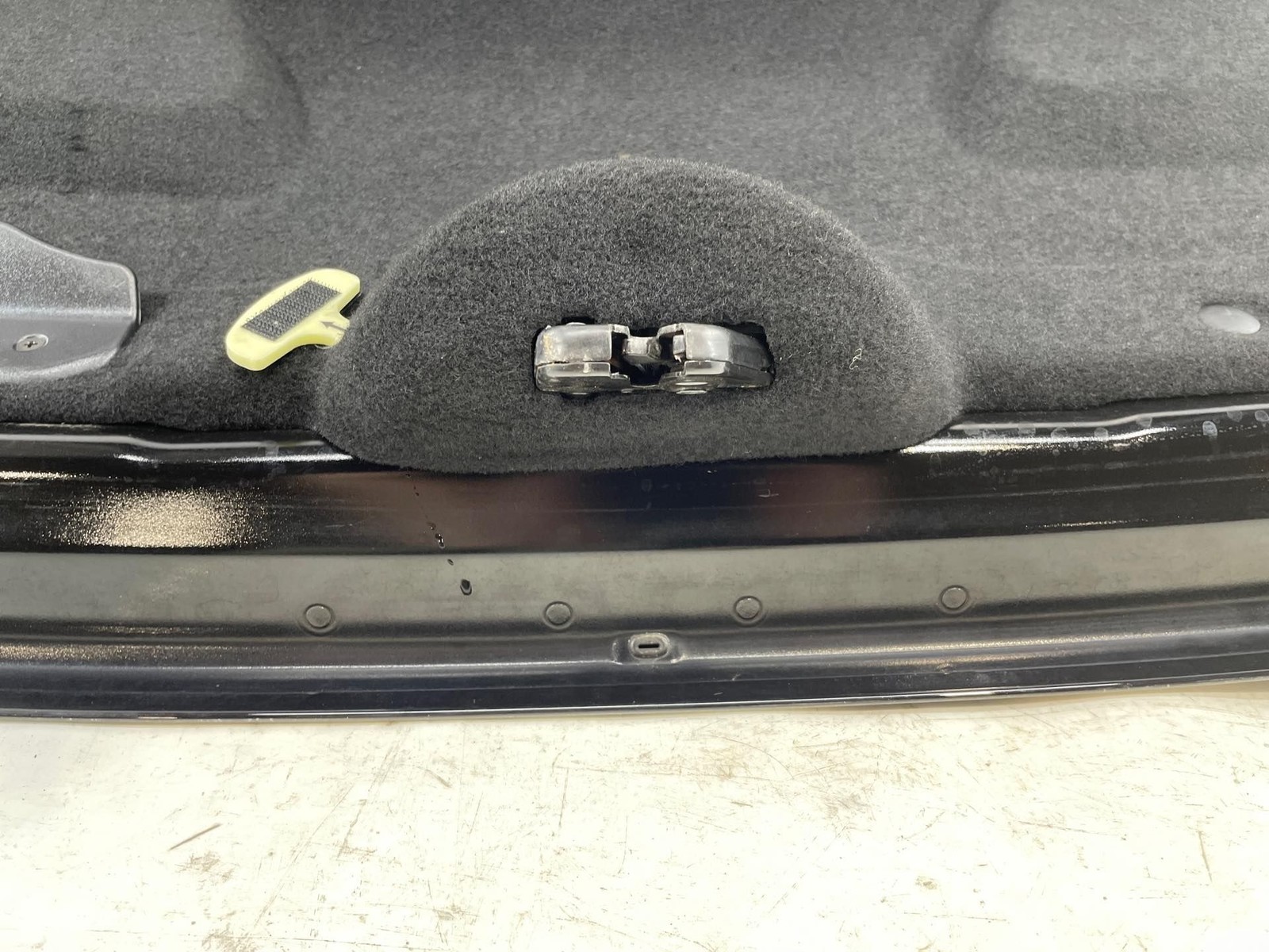 2014 Maserati Quattroporte S Trunk Lid W/ Light Camera Dirt In Paint Black OEM