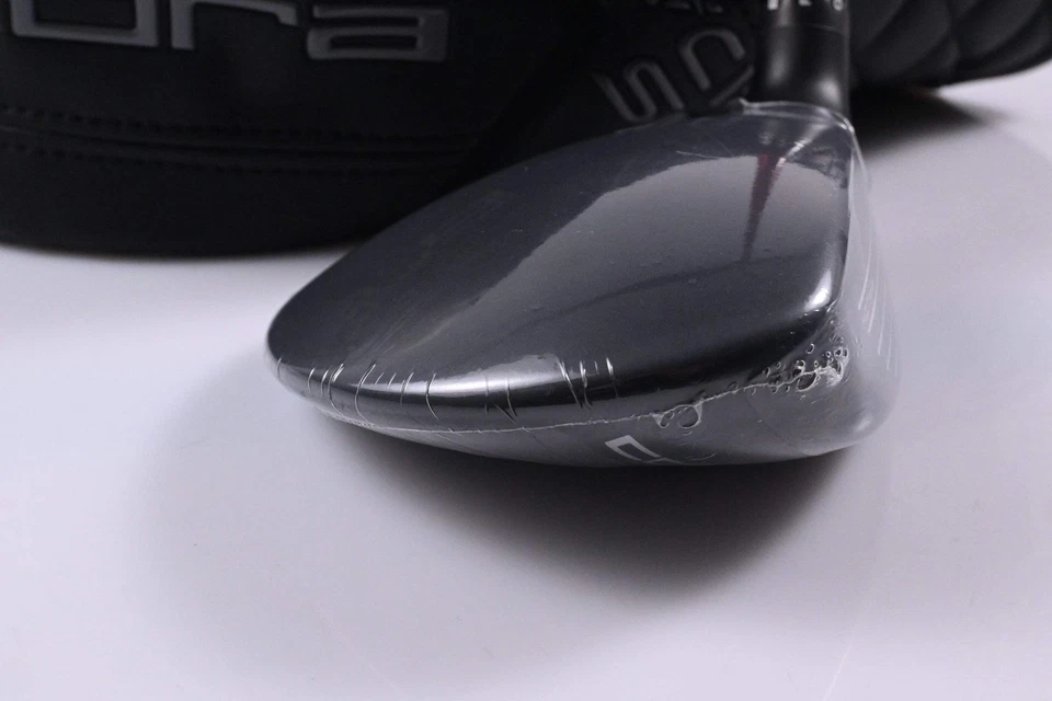 Cobra DS-Adapt Max #3 Wood / 15.5 Degree / Regular Flex Denali Red 50 Shaft - Image 3 of 4