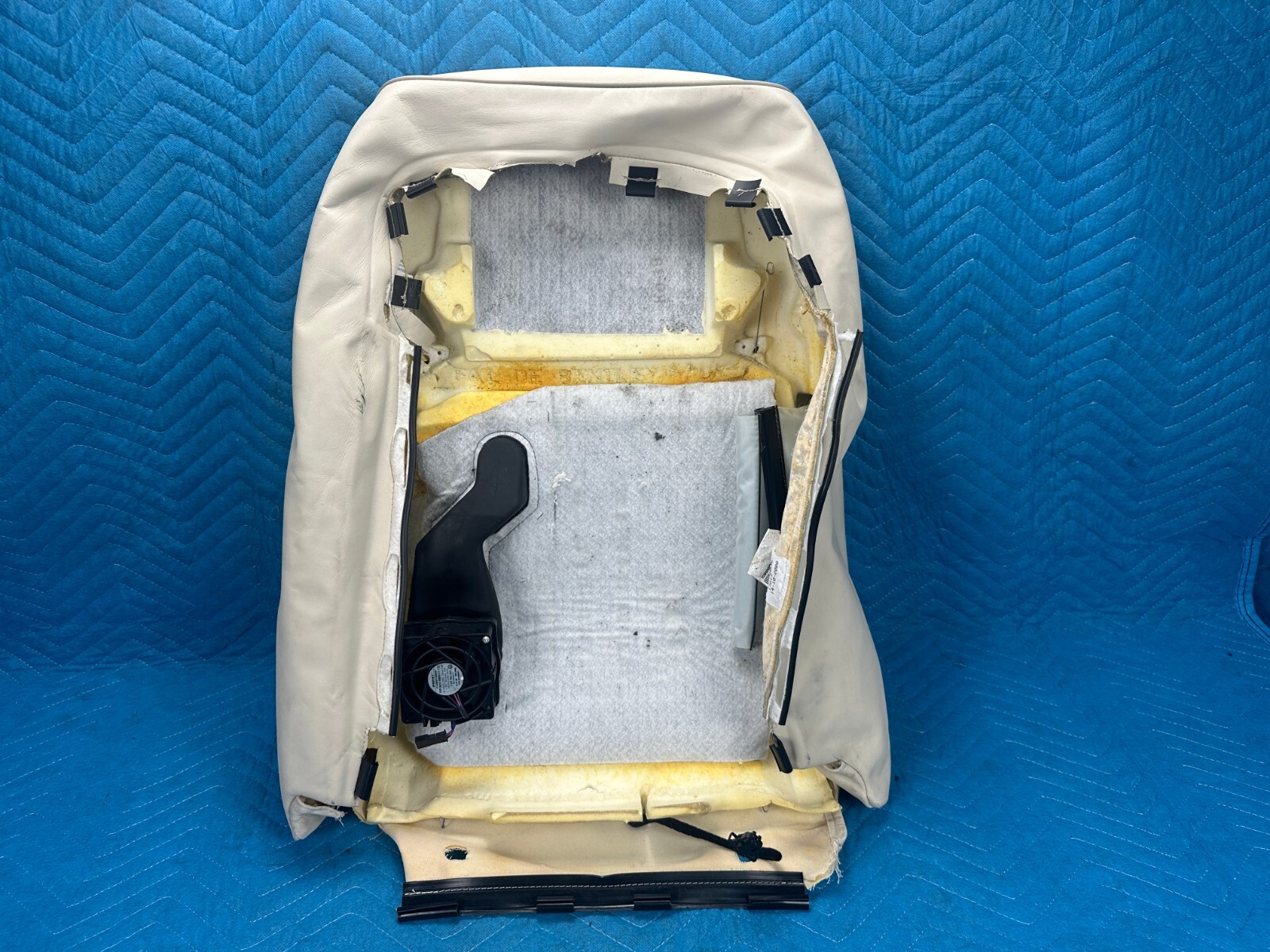Bentley Flying Spur Front Passenger's Seat Upper Cushion Ivory 2008-2012 OEM