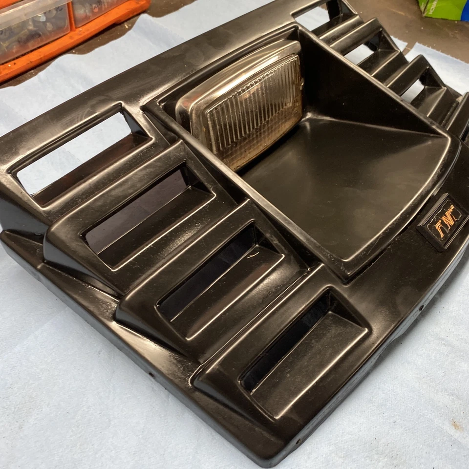 Vintage 73 Ski-Doo TNT SILVER BULLET 294 440 Hood center vent and headlight - Image 4 of 4