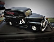 ERTL 1951 Panel Van cast heavy True Value Hardware Bank Black 8x3x3