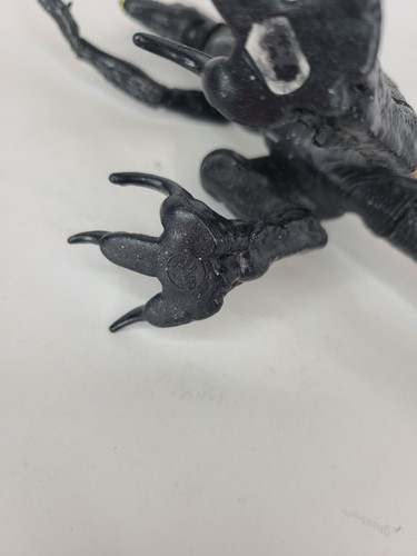 Jurassic World INDORAPTOR Mattel 16" Action Figure Black Gold Dinosaur 2017 - Picture 10 of 12