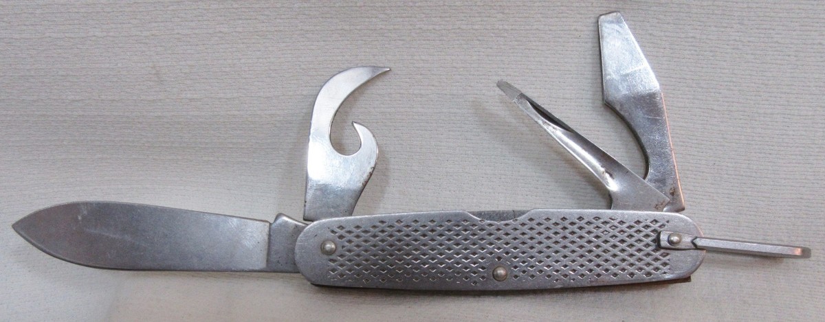 Vintage 1992 Camillus U.S. Military Pocket Knife 4 Blade Army