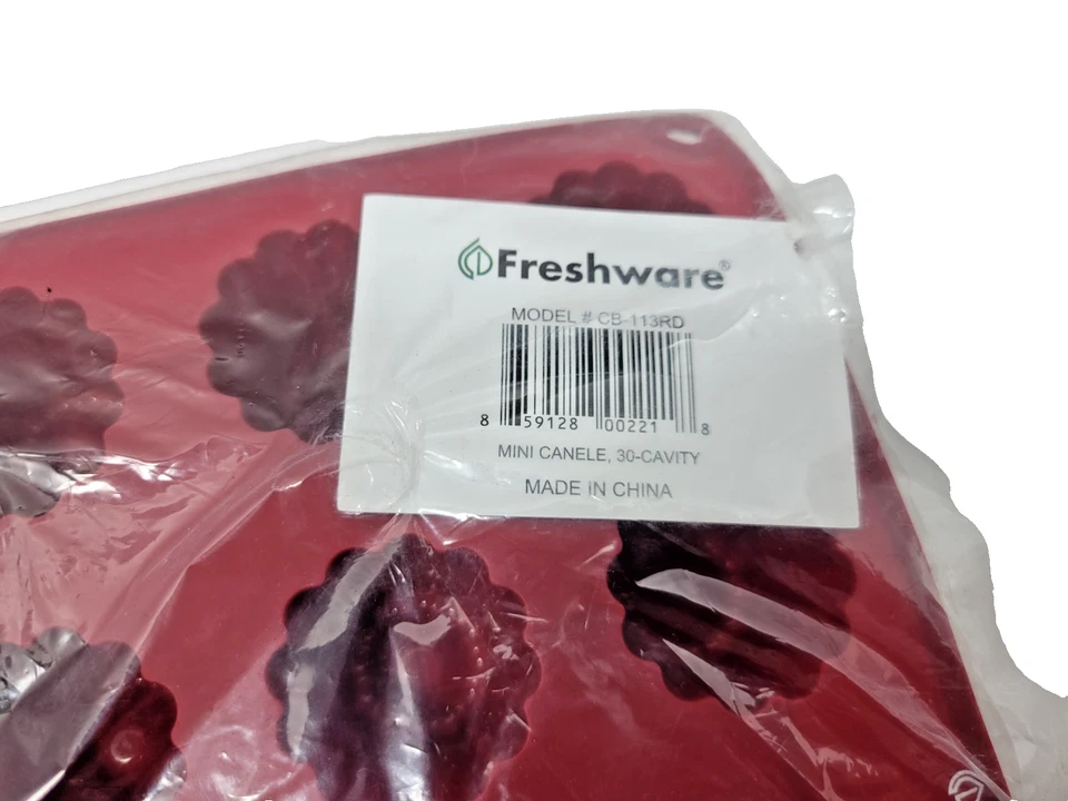 Freshware Silicone Chocolate Candy or Mini Cake Mold makes 30 pieces - Image 2 of 4