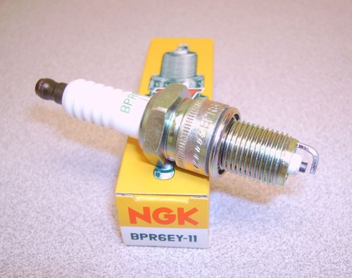 NGK 6261 V-Power Nickel Spark Plug BPR6EY-11 New