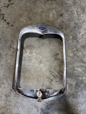 Vintage Original 1930 Ford Model A Radiator Shell/Shroud Emblem & Crank ...