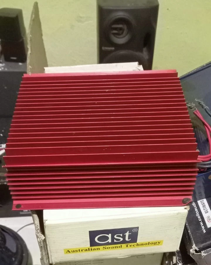 Linear Power 2202 Foto 3 de 4