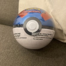 Pokémon Tin Poke Ball Ottobre 2024 Mega Ball + 1/3carta Per valore minimo di 30€
