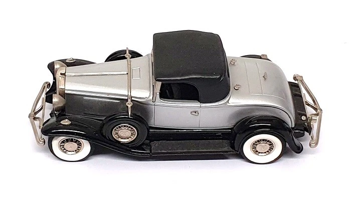 Brooklin escala 1/43 BRK88 001 - 1931 Studebaker President - plata/carbón Foto 3 de 4