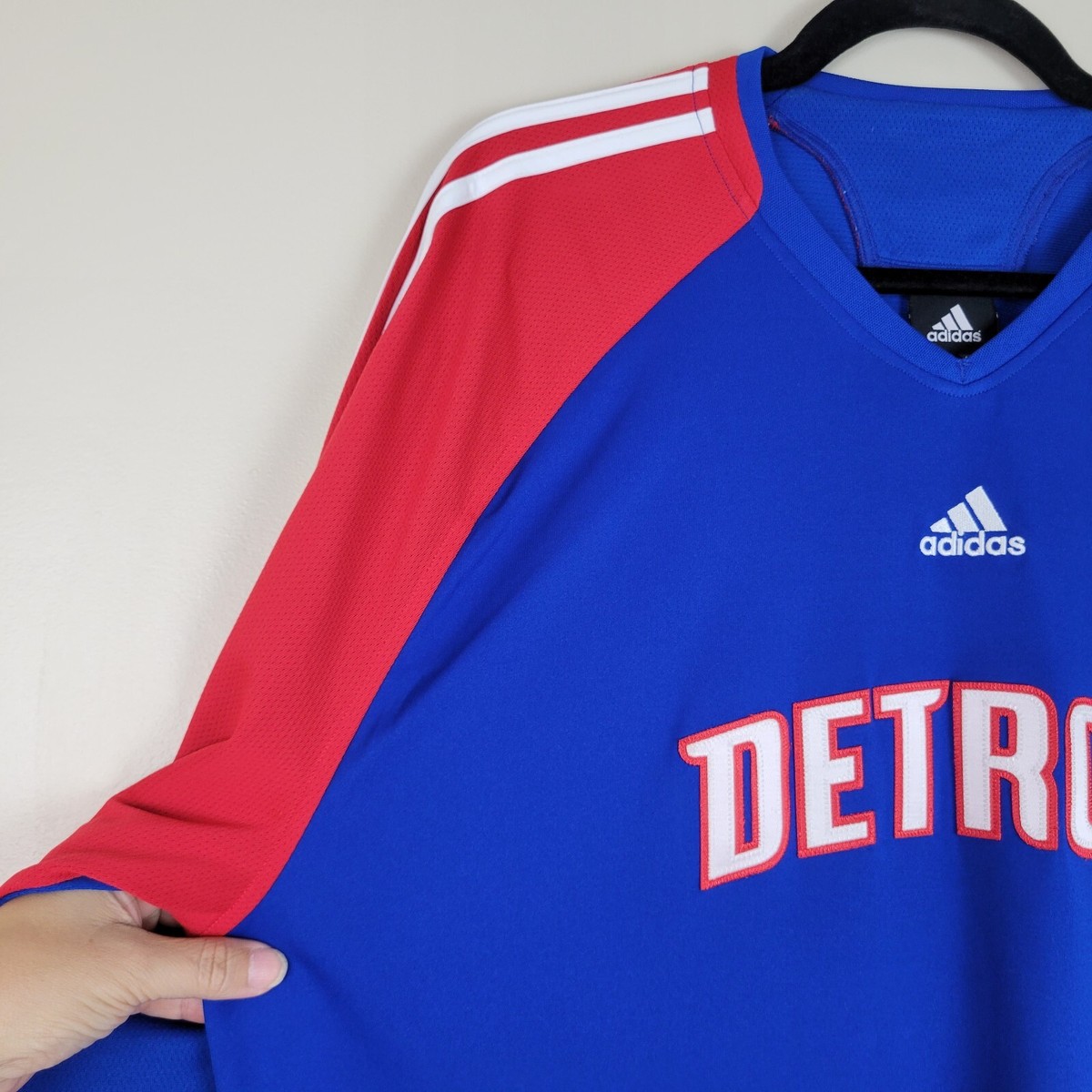 【激レア】アディダス ジャージ サイズM　NBA　PISTONS ブルー 激レア】アディダス ジャージ サイズM NBA PISTONS ブルー