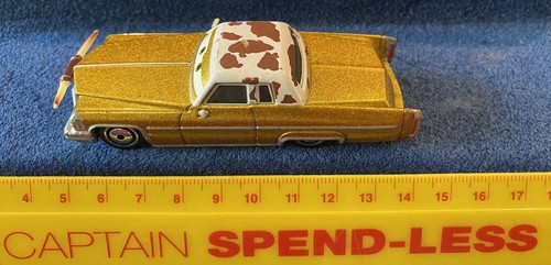 DISNEY PIXAR TEX LONGHORN DIE-CAST CARS 3 MOVIE GOLD CADILLAC COUPE DE VILLE VGC - Picture 6 of 6