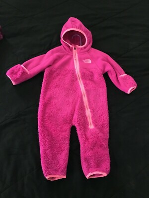 THE NORTH FACE Infant Fuzzy Pink Fleece Zip Bunting with Hood