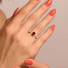 Garnet Gemstone Art Deco 925 Sterling Silver Women Ring Duty Free