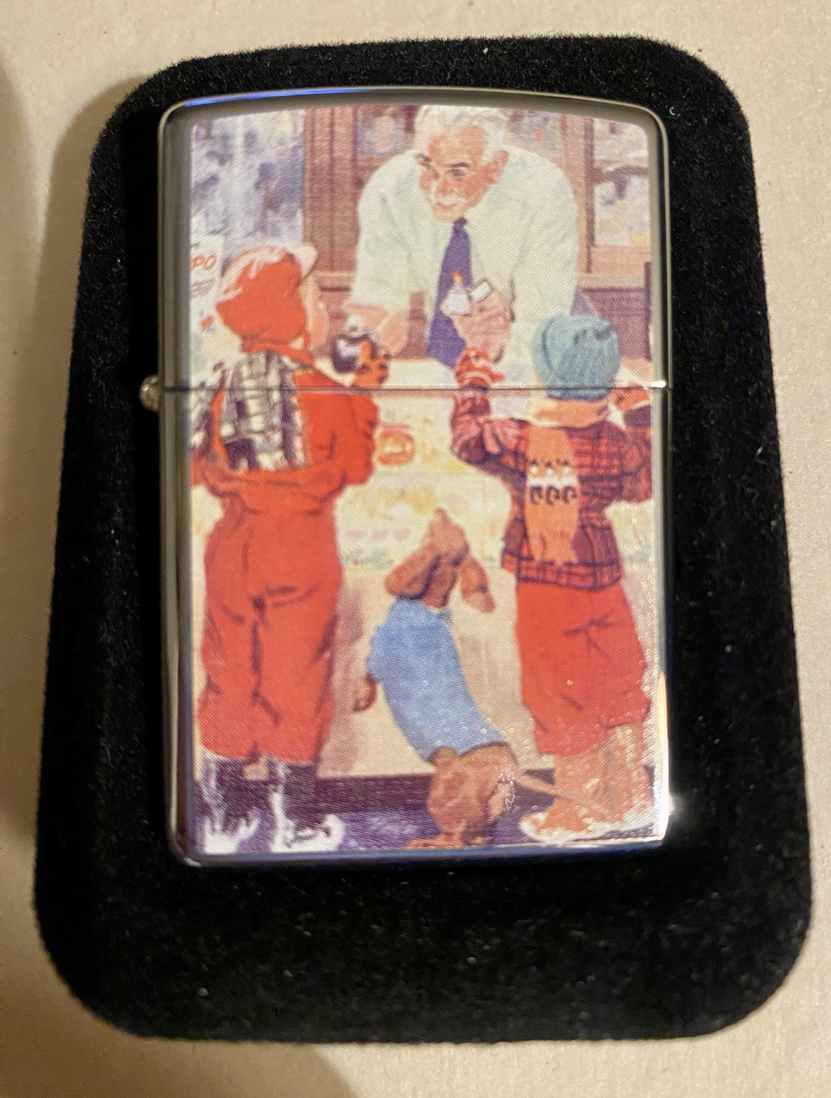 Zippo 2004 Children Holiday Theme Oil Lighter with Box unfired NEW