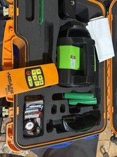 Johnson Level 40-6544 Electronic Self-Leveling Horizontal/Vertical Rotary Level