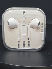Apple iPod Wired 3.5mm Jack EarPods Earbuds Iphone Headphones, Genuine New