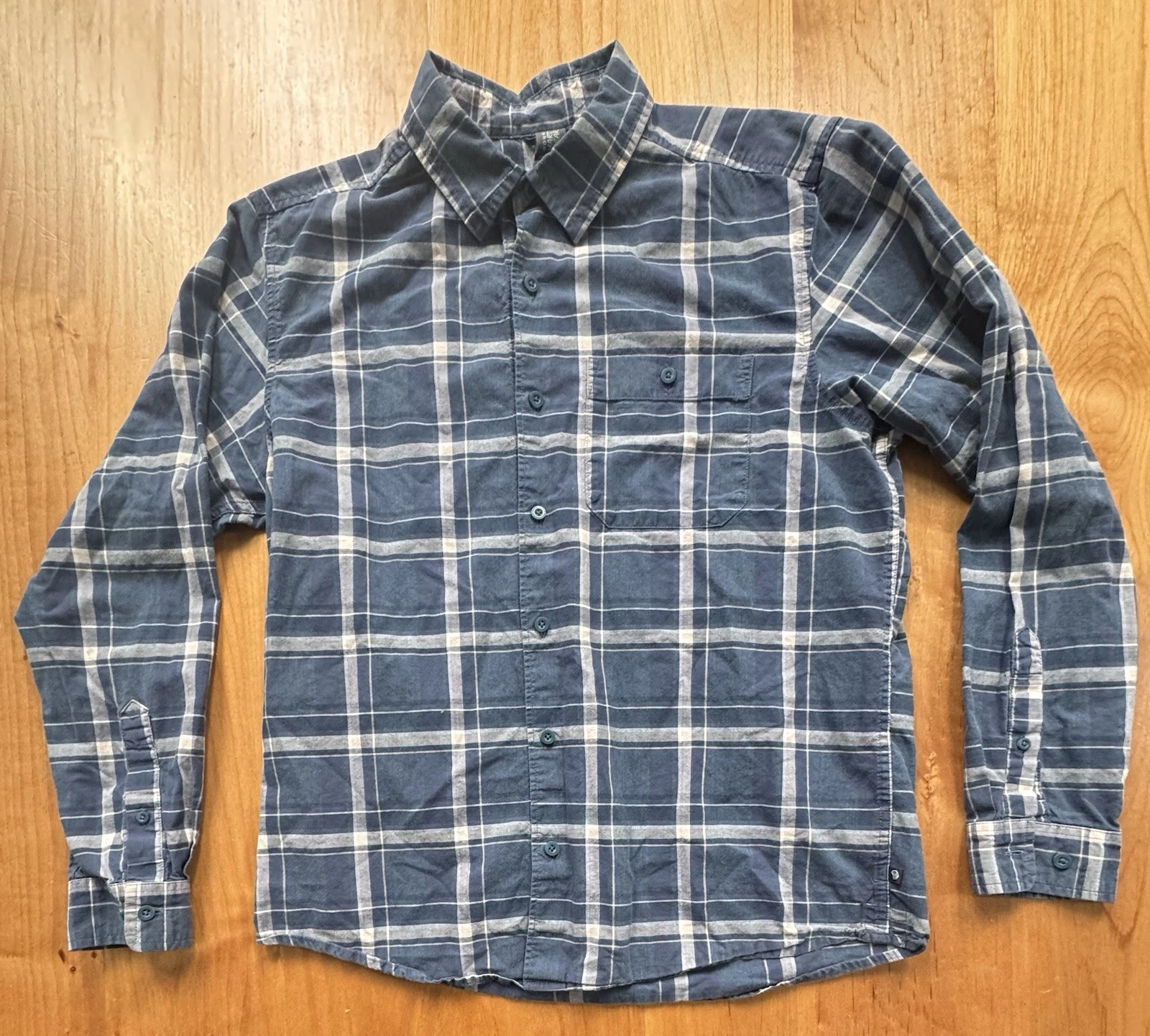 Mountain Hardware Men’s Shirt Plaid Camping Button Up Hiking Size Medium