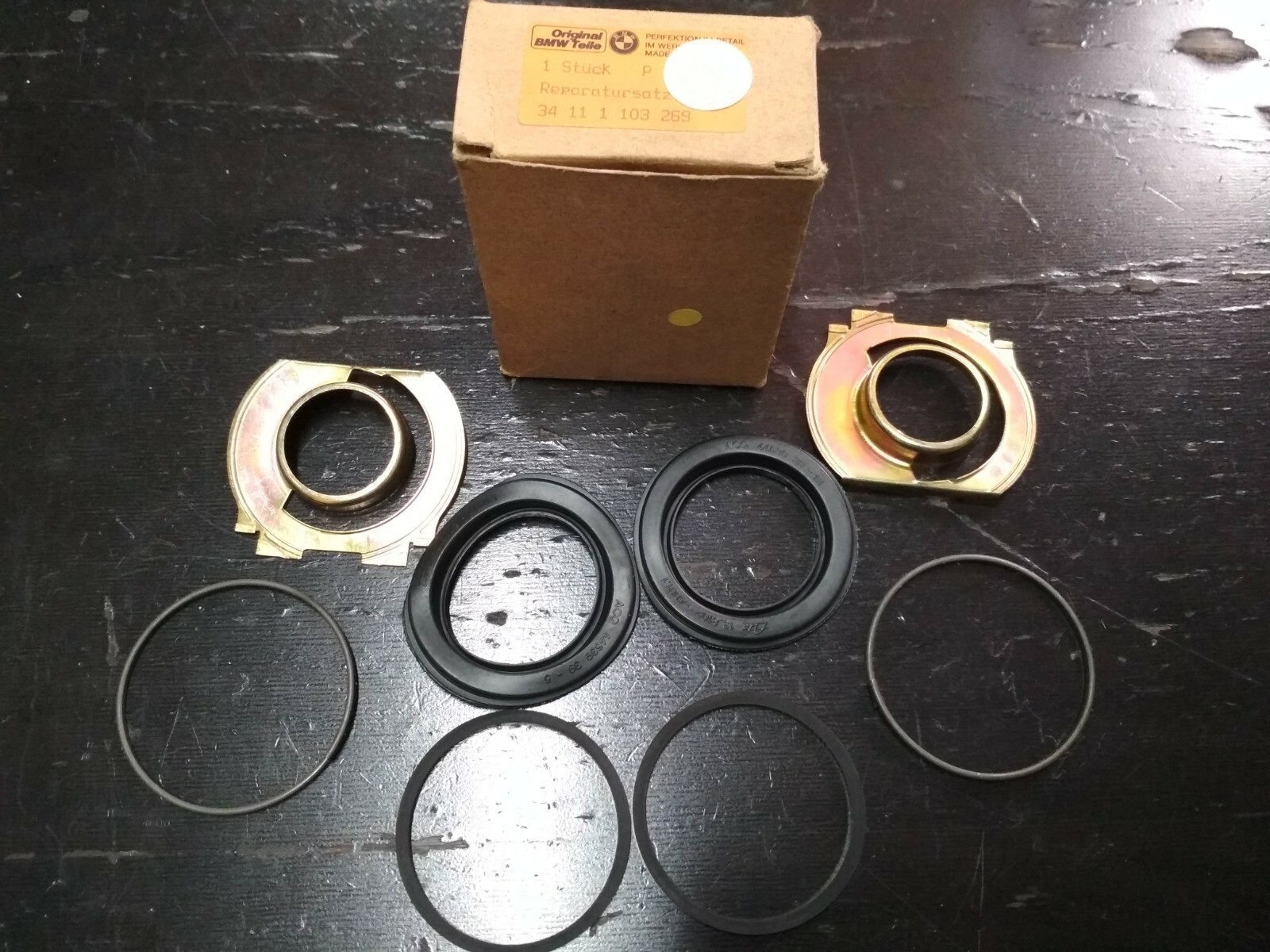 BMW E10-nk Repair Kit Brake Caliper NOS Genuine 34111103269 for 