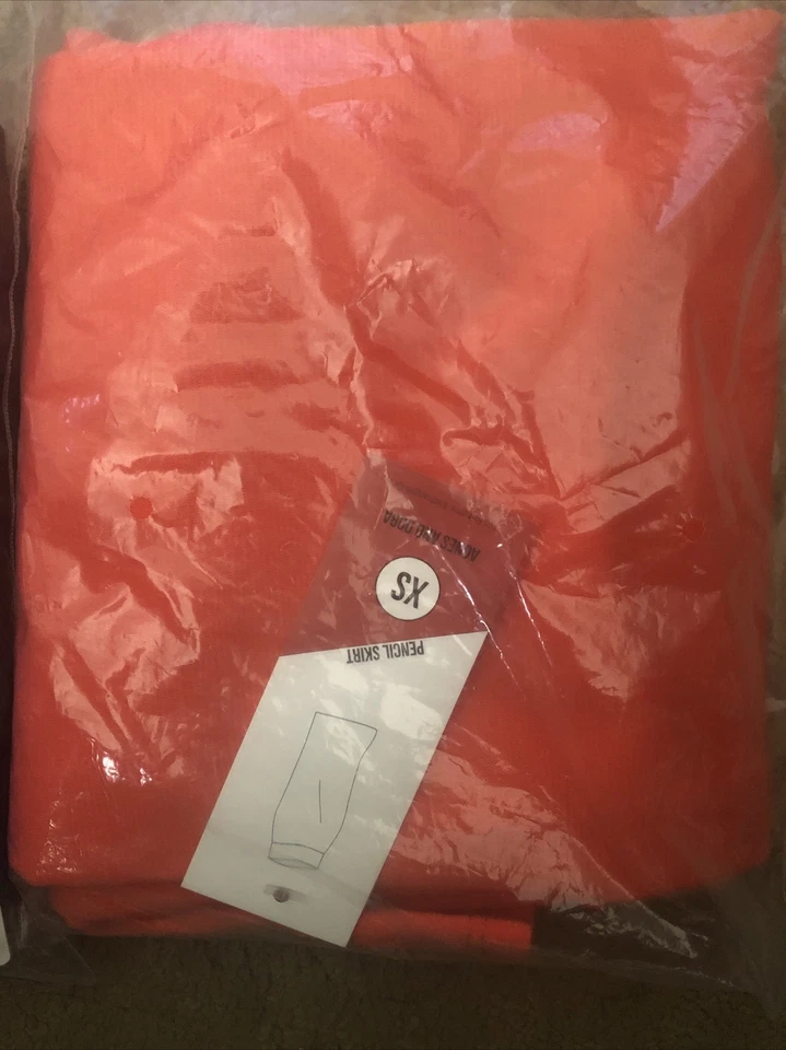 Lote de 2 Faldas Lápiz Agnes & Dora Talla XS Azul Sólidas Elastizadas Nuevas Agnes y Dora Foto 2 de 4