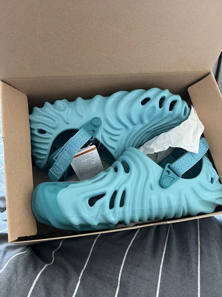 salehe bembury crocs size 11