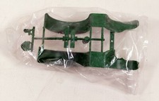 Pola 331915 LANZ BULLDOG Ersatzteil Kotflügel grün gebraucht.