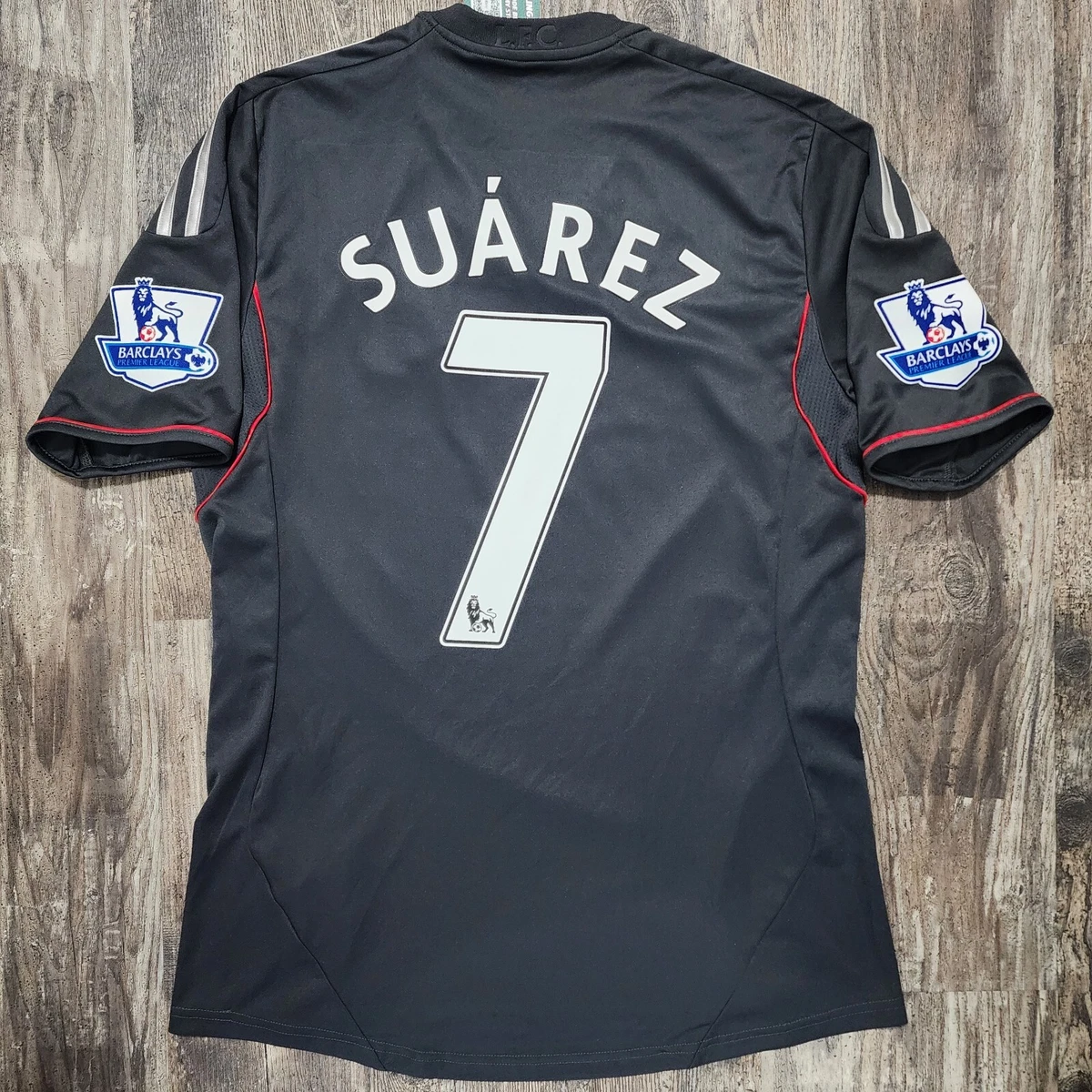Preços baixos em Luis suárez Liverpool Futebol Clube Internacional