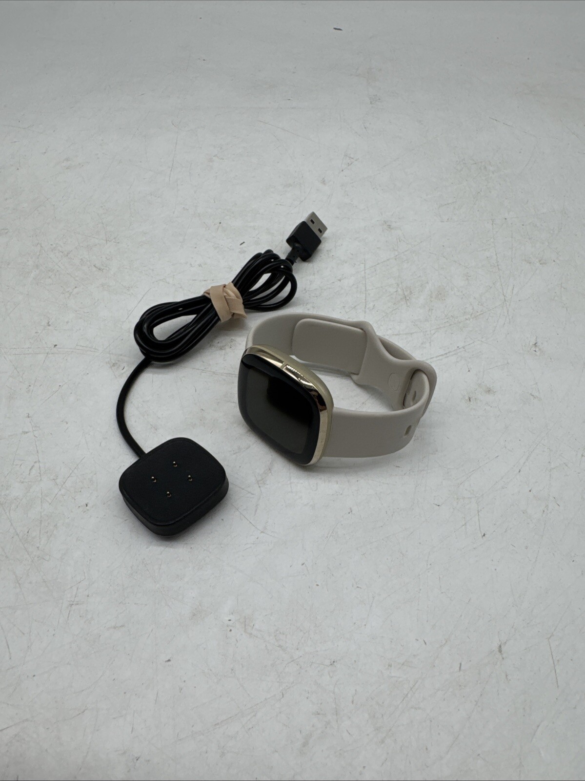 Fitbit Sense Advanced GPS Activity Tracker Smart Watch FB512 Soft Gold.   D3-image