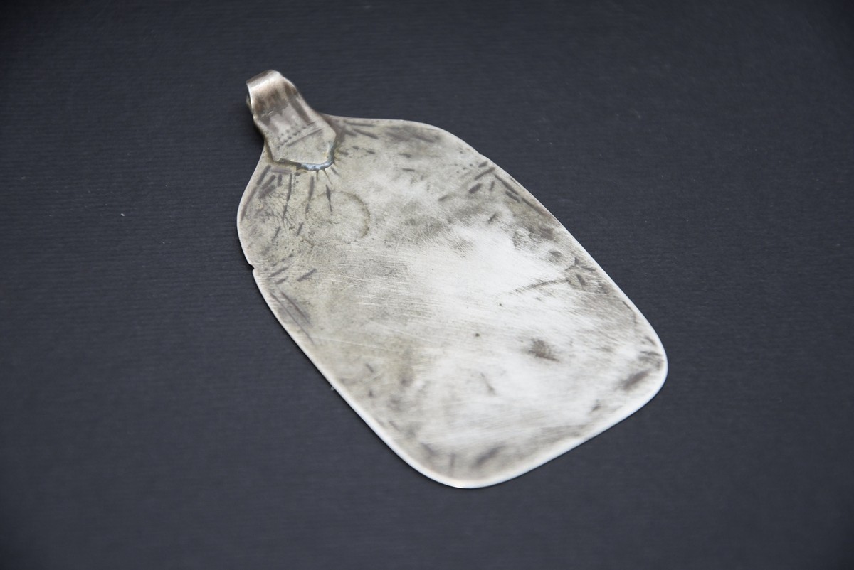 Pendentif Amulette Vintage Oriental Marocain – Argenté Et Vert – Ethnique