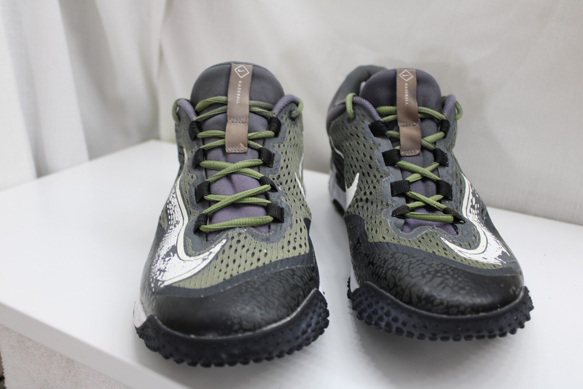 nike baseball trainer