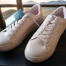   Art Class Girls' Arianna Court Sneakers   Size 3 US   NEW Open Box 