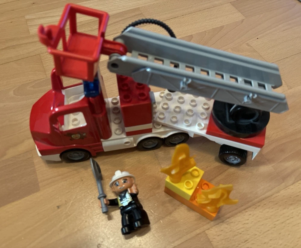Lego Duplo Feuerwehrauto, Löschfahrzeug