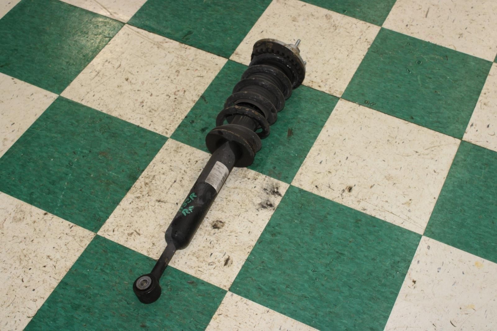Maserati Ghibli 2014-2024 Front Right Shock absorber spring