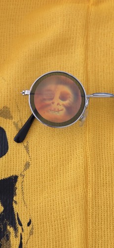 Strongbow Beanie Mütze, Unisex gelb mit Totenkopf Motiv + Totenkopf Brille (kleine Größe) - Bild 6 von 8