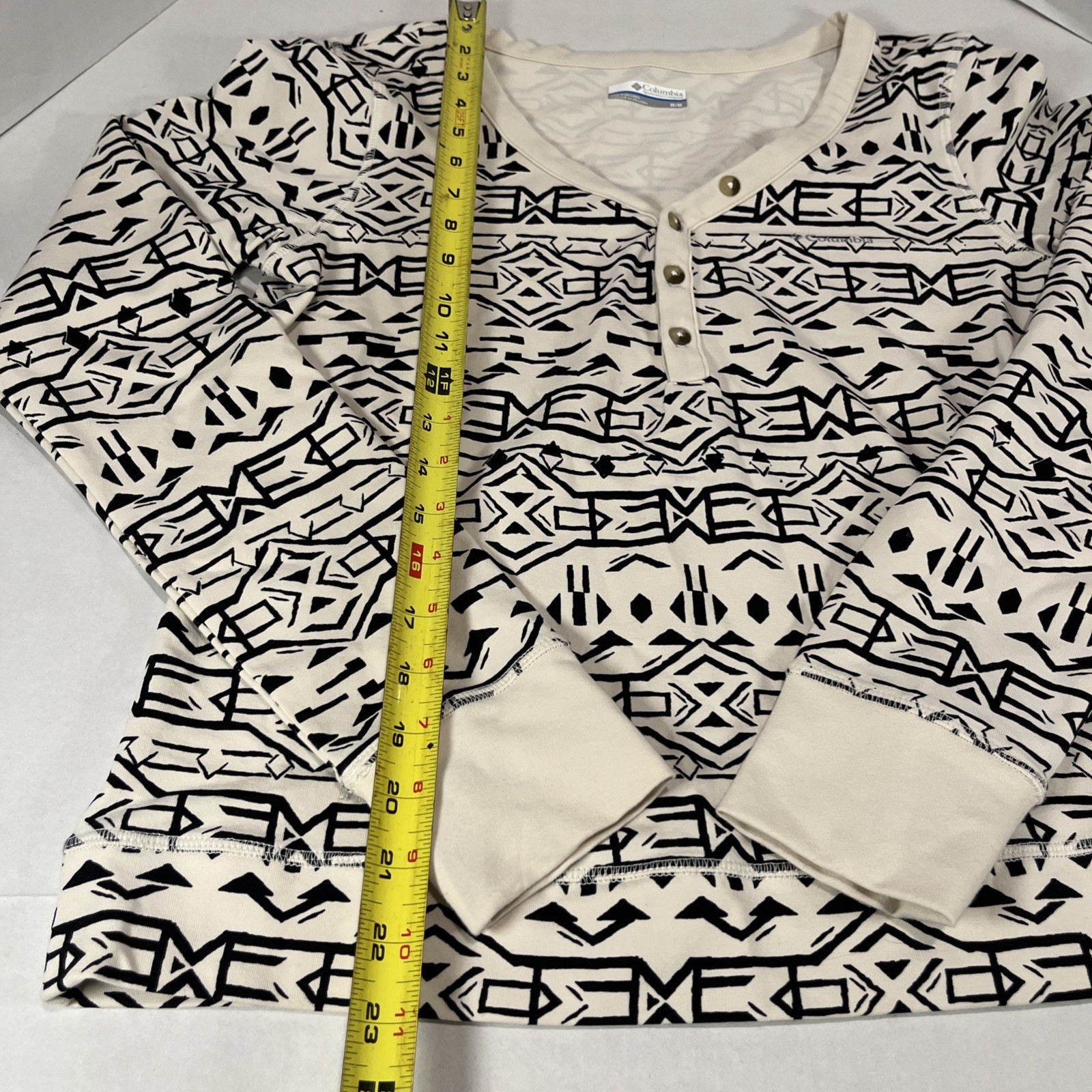 Columbia Womens Medium Henley Top Cream Geometric Print F257 thumbnail 7